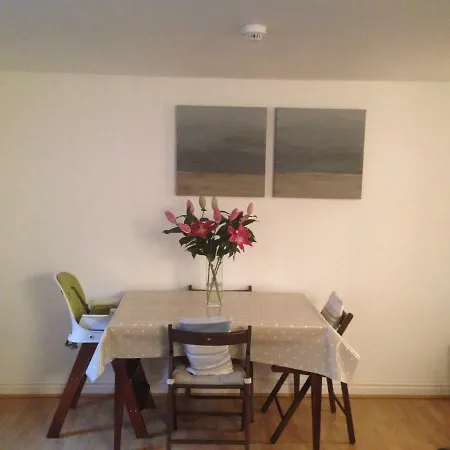 Courtyard Apartment - Free Off Street Parking, Close To Hospitals, Bbc, Clifton Village Daire Bristol